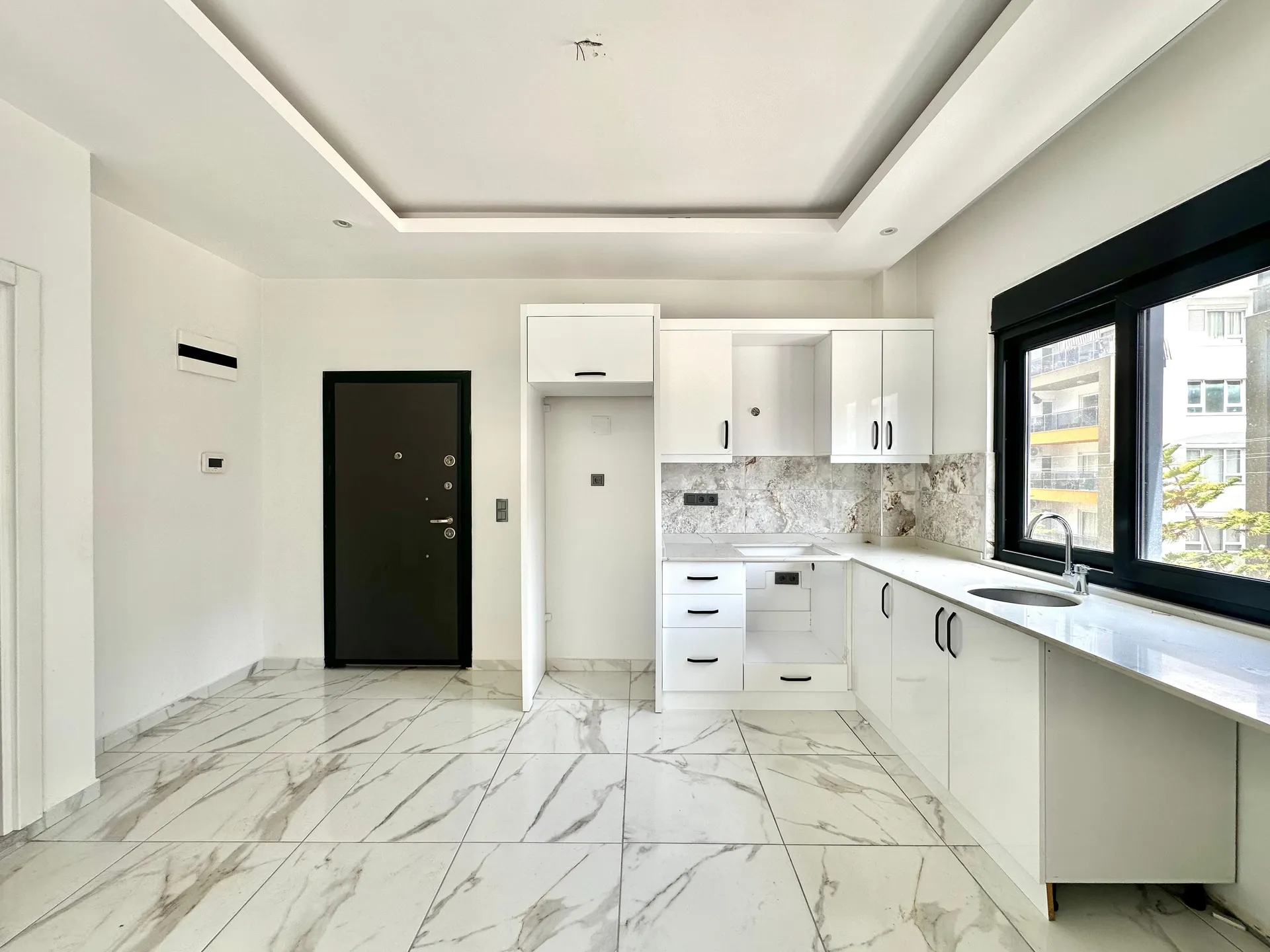 Resale 1+1 Apartment · Kızlarpınarı, Alanya