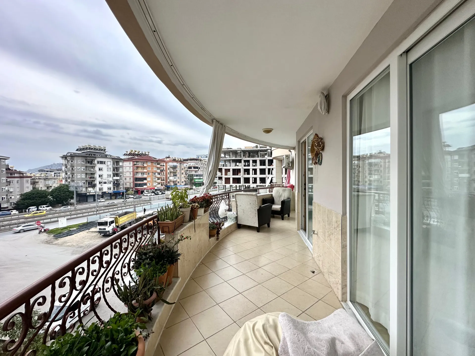 Resale 2+1 Apartment · Büyükhasbahçe, Alanya