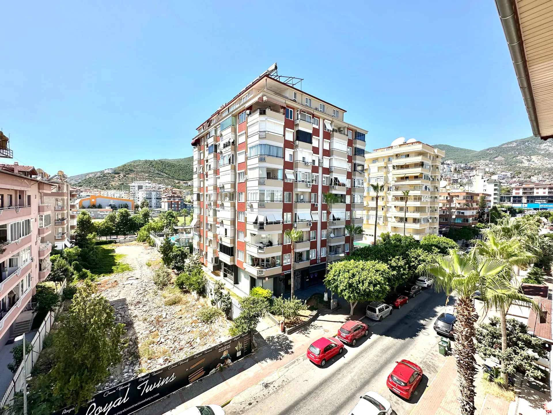 Resale 2+1 Apartment · Kızlarpınarı, Alanya